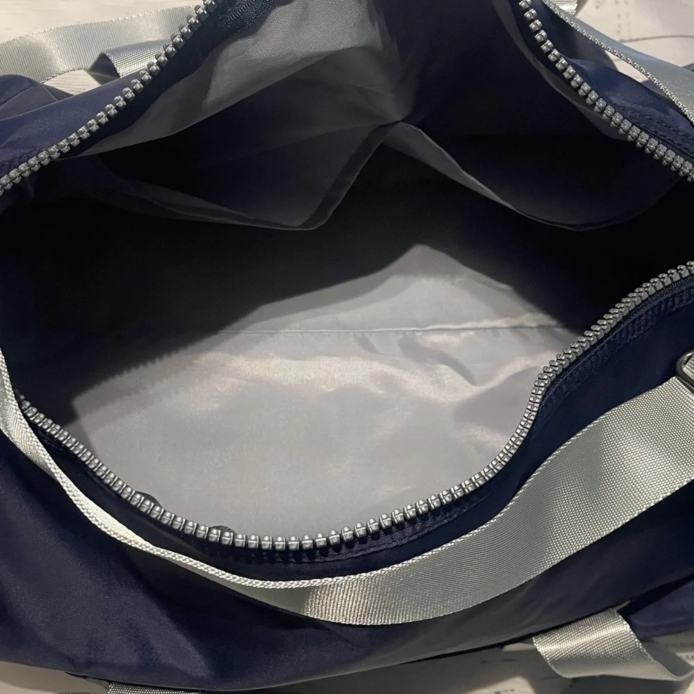 Dolce & Gabbana Navy Blue Men's Gum Tote Bag with Silver Accents Preowned